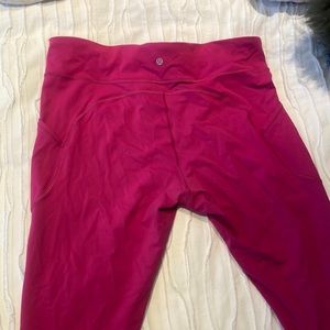 Lululemon yoga pants